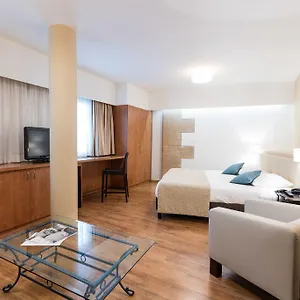 https://rotonde.fr-provencehotel.com